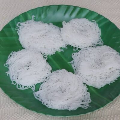 Idiyappam / Kolukattai Flour <br> (கௌழுக்கட்டை /இடியாப்ப மாவு )